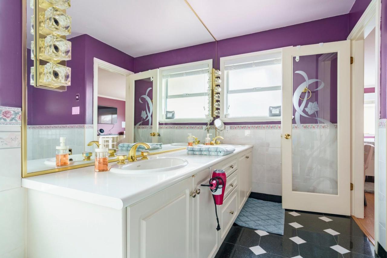 Fraser River Richmond Bed And Breakfast ภายนอก รูปภาพ