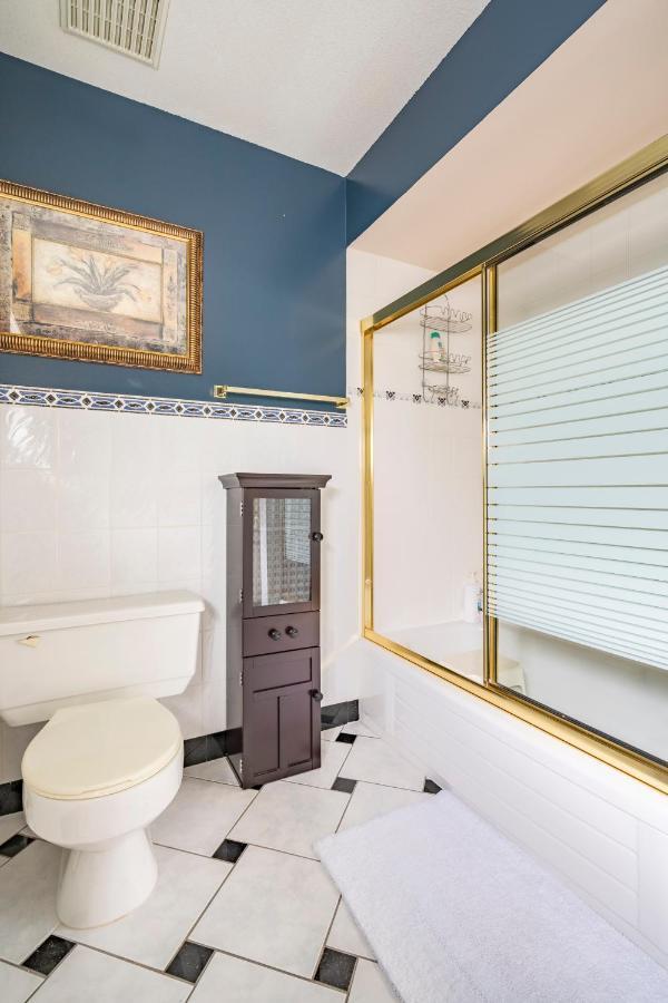 Fraser River Richmond Bed And Breakfast ภายนอก รูปภาพ