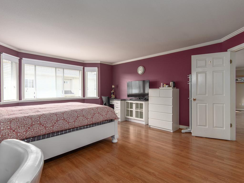 Fraser River Richmond Bed And Breakfast ภายนอก รูปภาพ